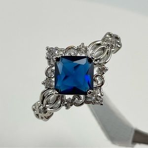 Beautiful Blue‎ Sapphire White Diamond CZ Princess Cut Silver Plated Ring